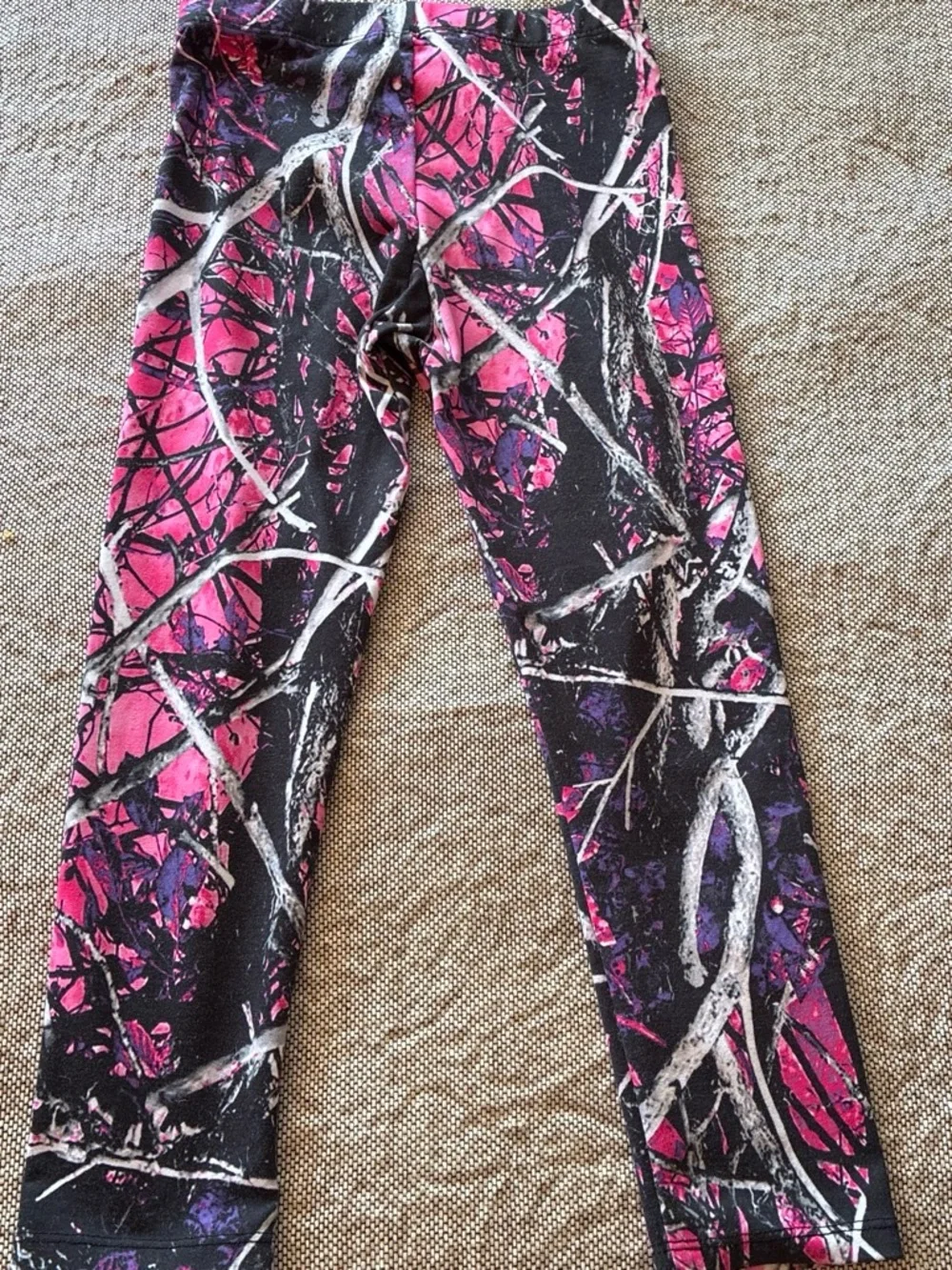 Youth Pink Camo Leggings for Girls